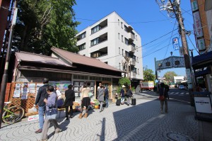 秋晴れの気持ちいい日の午前