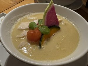 ここのラーメンやっと行けた