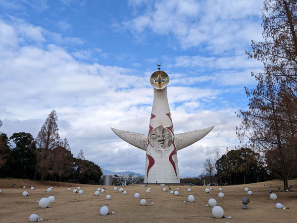 太陽の塔の内部