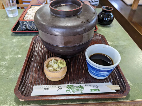 天龍のカツ丼ともりそば – 弥勒寺