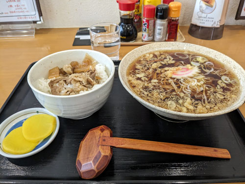 高砂食堂　そばと牛丼