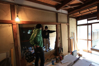 建具をチェック中