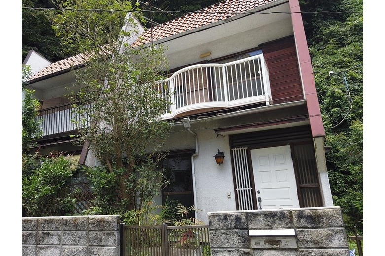 価格改訂 材木座で始める 鎌倉 テラスハウス ココハウス 価格改訂 材木座で始める 鎌倉 テラスハウス ココハウス
