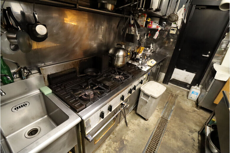 commercial 扇ガ谷1丁目