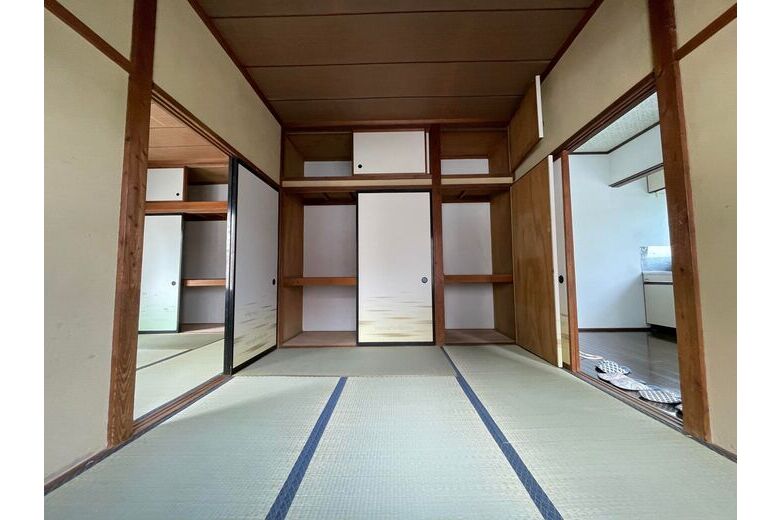 〈価格変更〉海の近くで古風な暮らし【アパート】