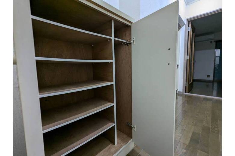 apartment 由比ガ浜1丁目