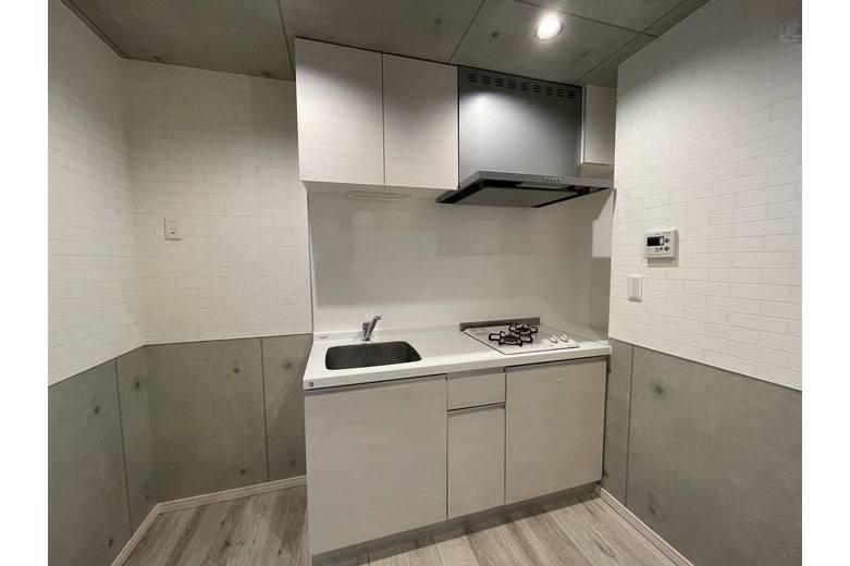 トンネルを抜けたら・・・【アパート】