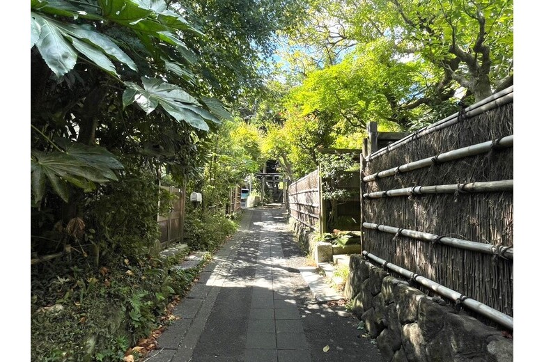 よし、緑の中に住む【戸建】