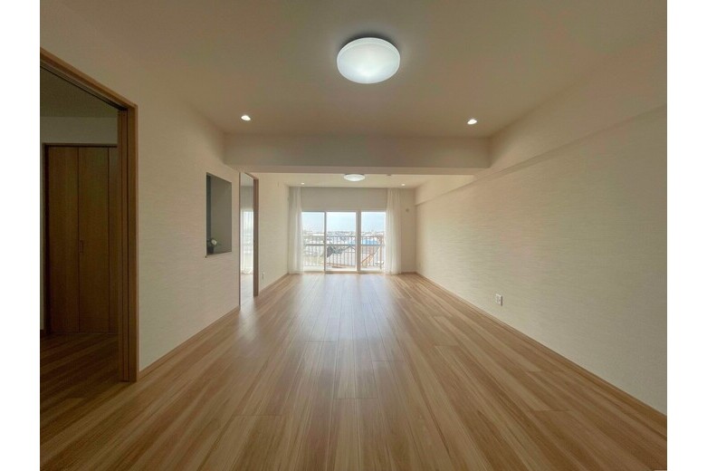〈価格変更〉ねぇーメガロンあれって海だよね【マンション】