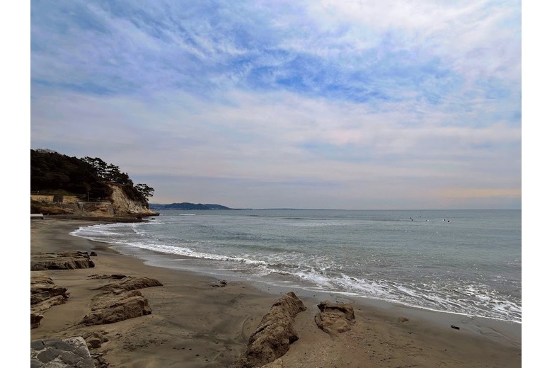 Prime Location Overlooking the Enoden Railway 【Land for Sale】