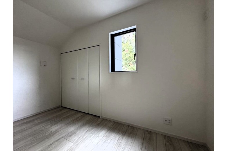 〔価格変更〕海と街が握手する 【新築戸建】