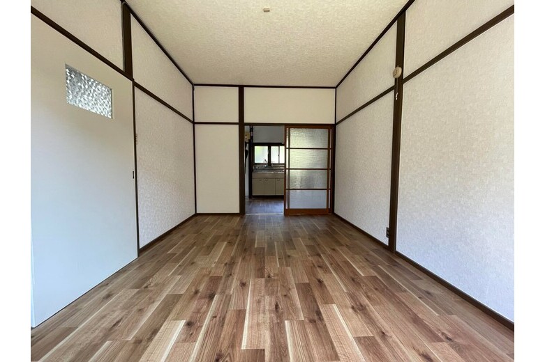 十二所の家に帰れば【アパート】