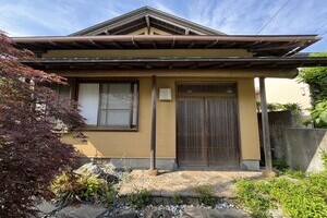 波音と歴史が響くシチリの古民家　【戸建】