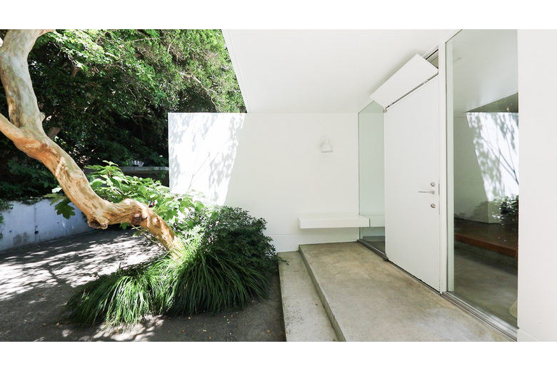 葉山のガーデンstudio【戸建】