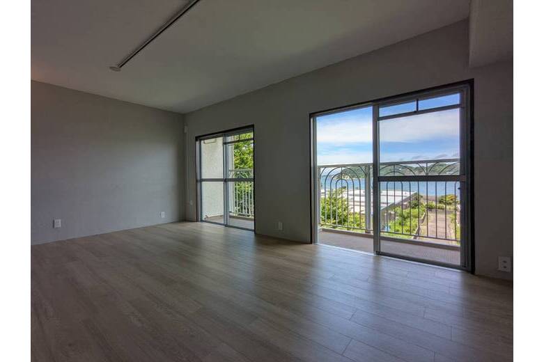 逗子海岸を俯瞰してみる 【マンション】