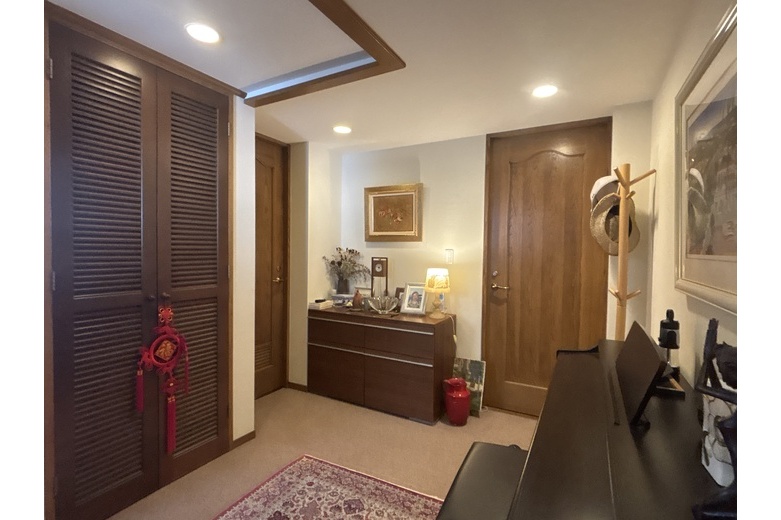 apartment 小坪６丁目