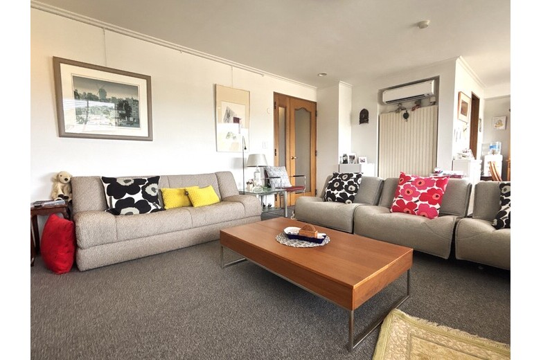 apartment 小坪６丁目