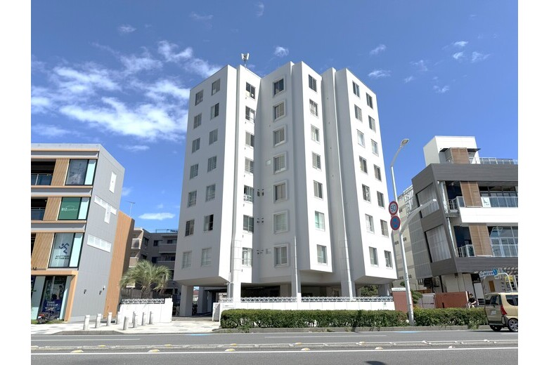 apartment 片瀬海岸2丁目