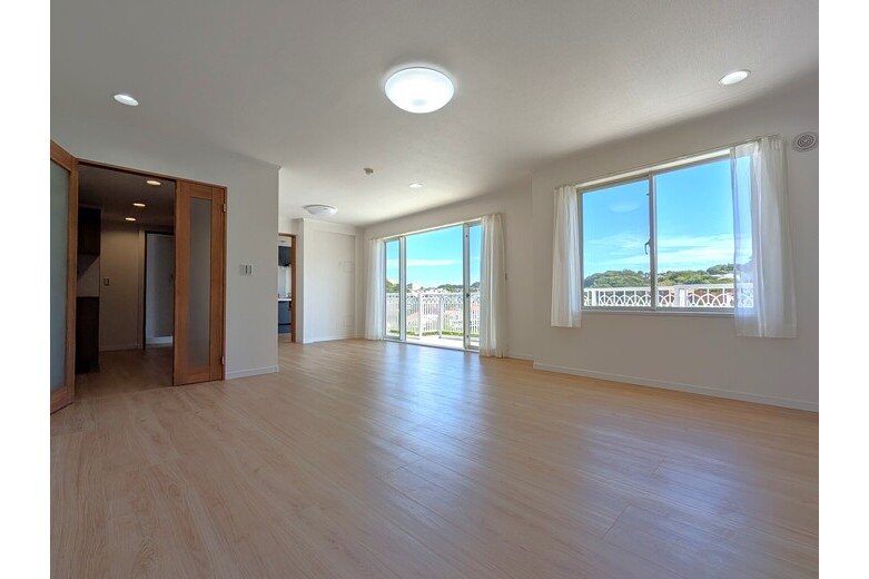 apartment 小坪6丁目　コスモミロス逗子