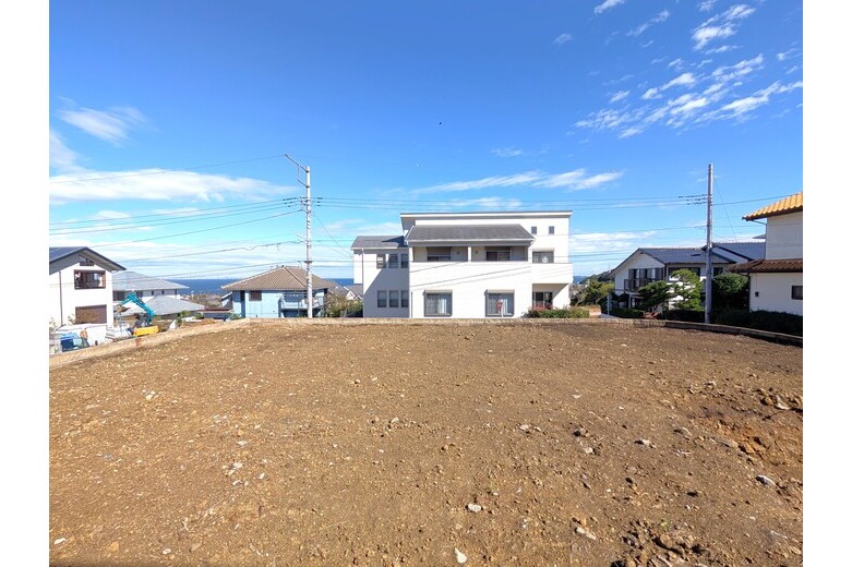 さあ、海の見える丘へ【土地】