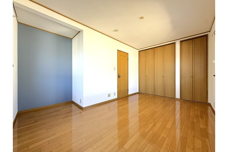 丘の上のアメリカンハウス【リノベ戸建】