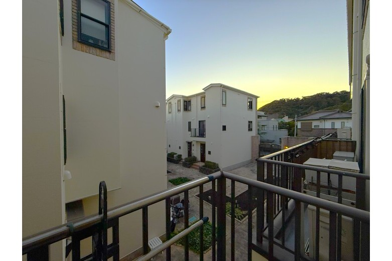 apartment 新宿2丁目　エアリアルタウン逗子海岸
