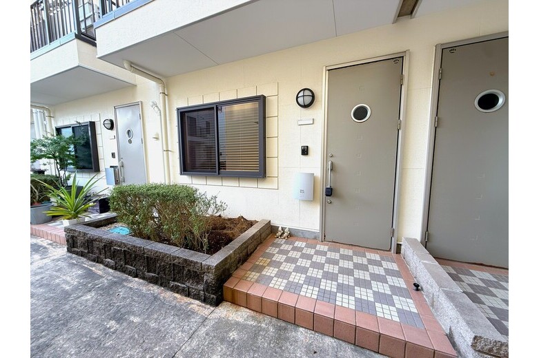 apartment 新宿2丁目　エアリアルタウン逗子海岸
