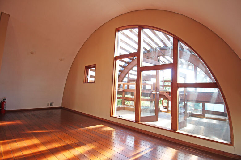 球体の奏でる建築【事業・居住】