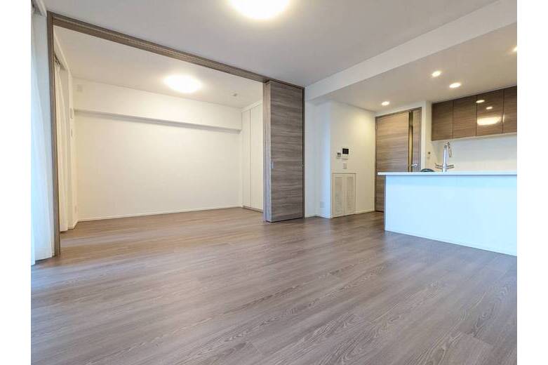 apartment 秋谷1丁目