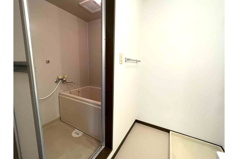 apartment 扇ガ谷3丁目　メゾン扇ガ谷