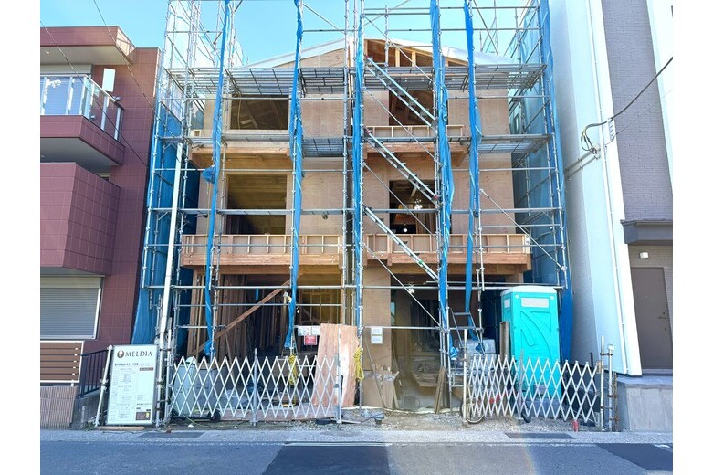 窓の外は逗子海岸【戸建】