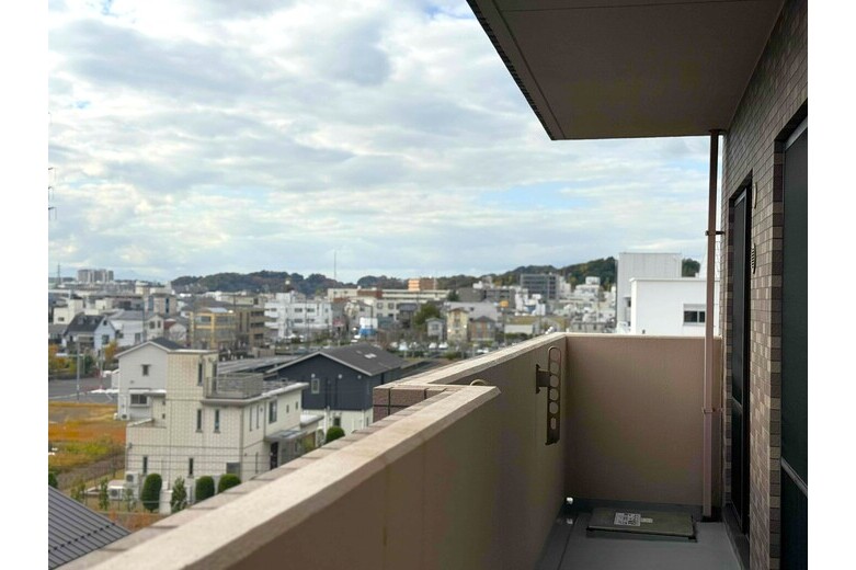 駅13分!?で最上階！？【マンション】