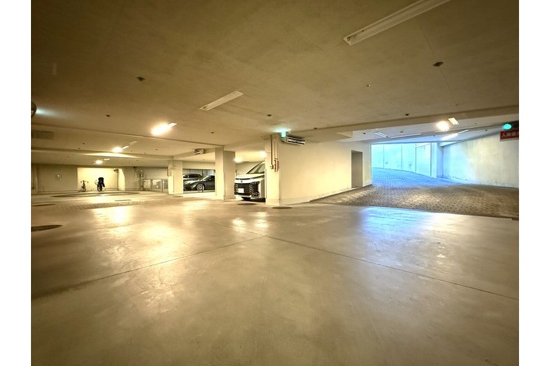 apartment 佐助1丁目　パークコート鎌倉