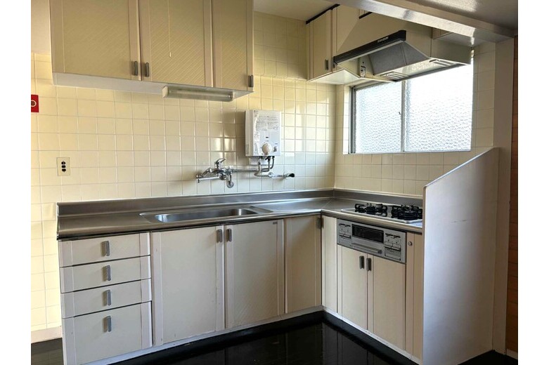 apartment 沼間２丁目紅葉台マンション