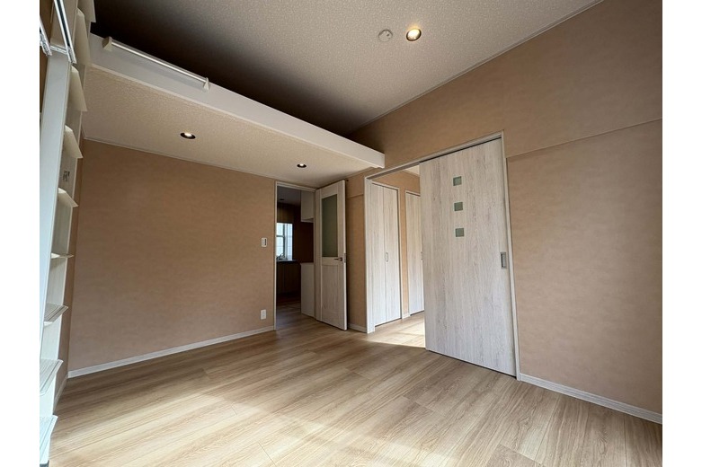 apartment 材木座5丁目　ウィスタリア材木座　1階