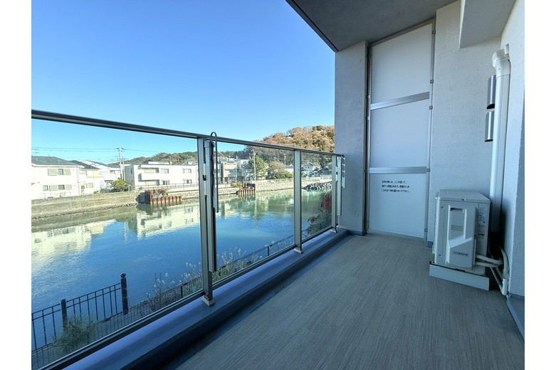 apartment 新宿1丁目　アージョ逗子