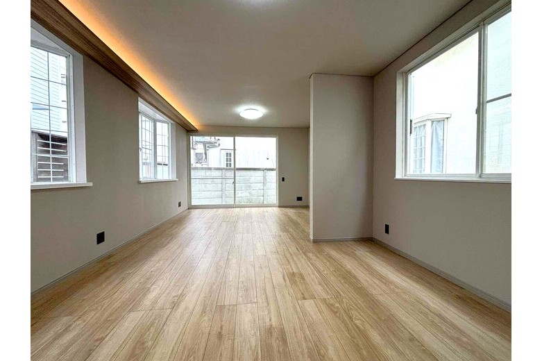 〈価格変更〉驚きリノベマジック【リノベ戸建】