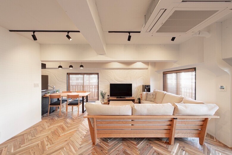 青い海と、椰子の木と【マンション】