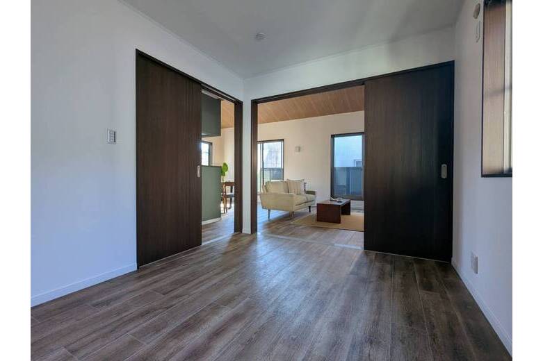 detached 秋谷・三浦半島