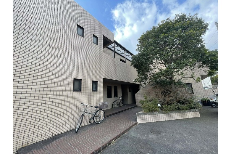 apartment 長谷5丁目　第1萬屋グリーンハイツ