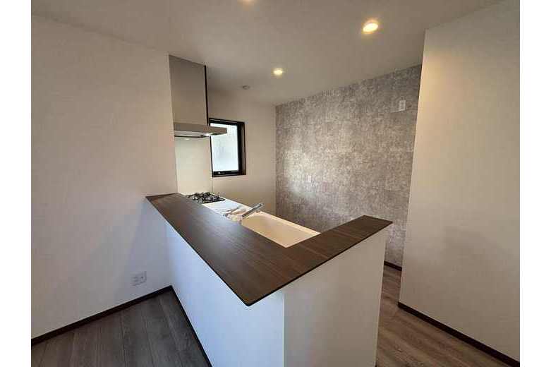 江ノ島と富士山と三角関係【新築戸建】