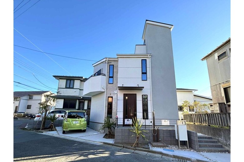 江ノ島と富士山と三角関係【新築戸建】