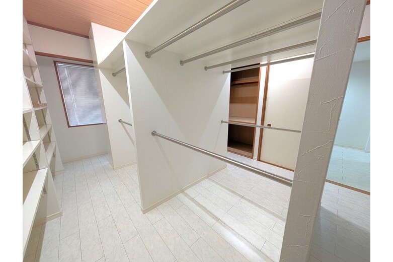apartment 小坪5丁目 逗子マリーナ8号棟