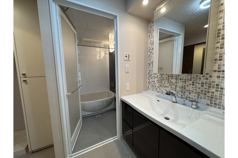 apartment 岩瀬