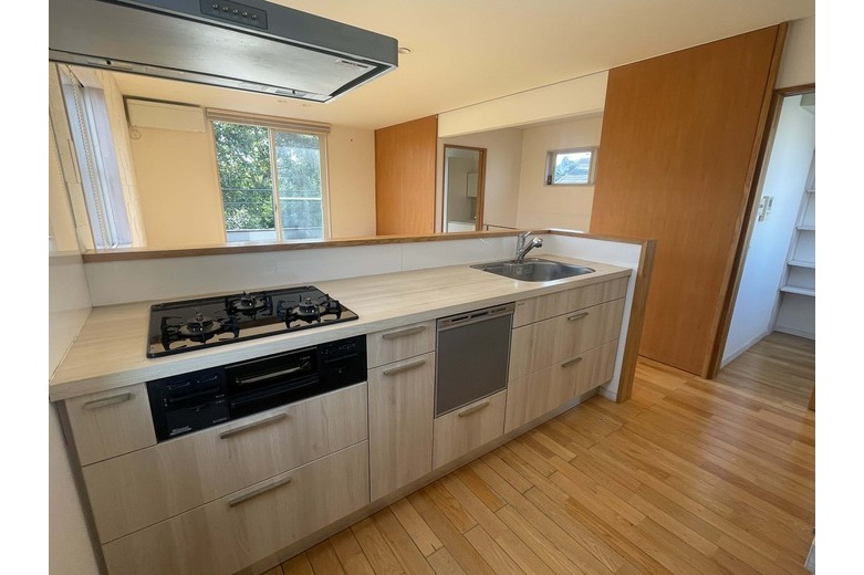 〈価格変更〉選び抜かれた空間【戸建】