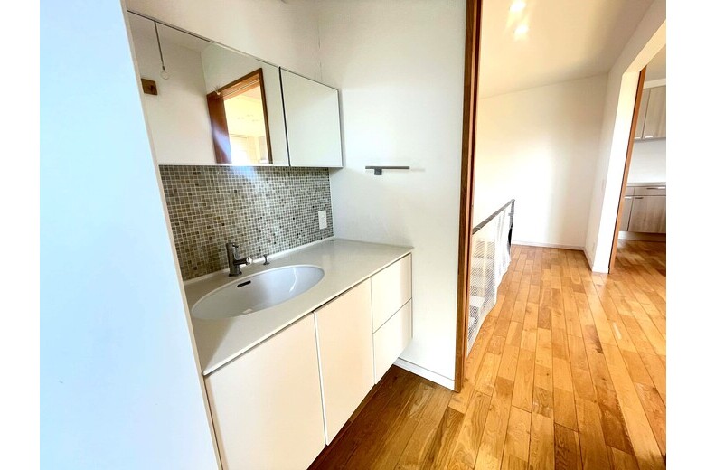 〈価格変更〉選び抜かれた空間【戸建】