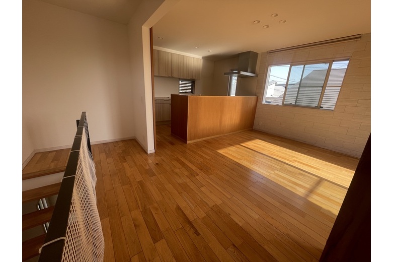 〈価格変更〉選び抜かれた空間【戸建】