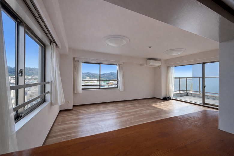 『若宮大路の天守閣 その1』【マンション】