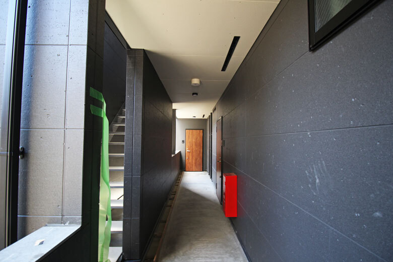 由比ガ浜駅徒歩3分、待望の新築【アパート】