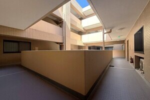 駅と海を足して2で割ってみた【マンション】